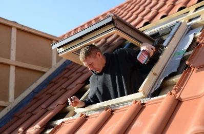 Pose de fenêtres de toit Velux au Lude